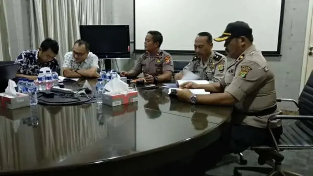 Team Audit Unit Wasjaspan Binmas PMJ Audensi PT Tirta Kencana Mulia- Jakpus Team Audit Unit Wasjaspan Binmas PMJ Audensi PT Tirta Kencana Mulia- Jakpus