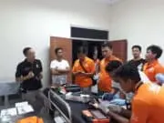 Polisi Selidiki Temuan Mayat Dalam Karung Oleh Warga Panimbang Polisi Selidiki Temuan Mayat Dalam Karung Oleh Warga Panimbang