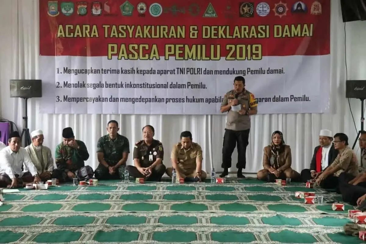 Ciptakan Situasi Aman dan Damai Pasca Pemilu 2019, Polres Metro Tangerang Kota Gelar Tasyakuran dan Deklarasi Damai Ciptakan Situasi Aman dan Damai Pasca Pemilu 2019, Polres Metro Tangerang Kota Gelar Tasyakuran dan Deklarasi Damai