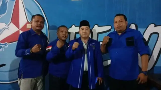 5 PAC Partai Demokrat Kota Tangsel Desak Ketua DPC UntukTegas Mengambil Sikap 5 PAC Partai Demokrat Kota Tangsel Desak Ketua DPC UntukTegas Mengambil Sikap