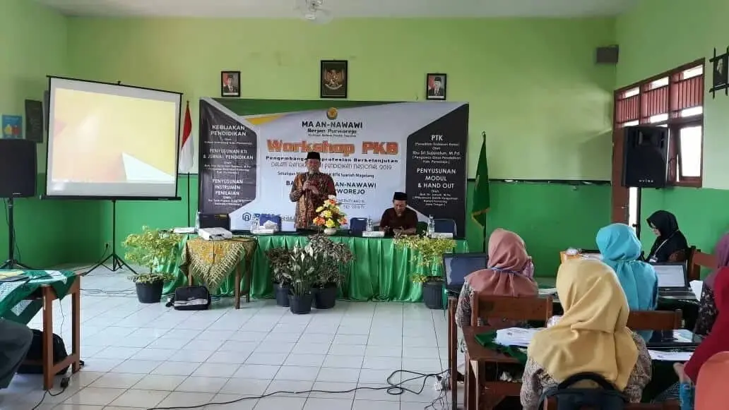 74 Guru MA An-Nawawi Berjan Ikuti Workshop Pengembangan Keprofesian Berkelanjutan 74 Guru MA An-Nawawi Berjan Ikuti Workshop Pengembangan Keprofesian Berkelanjutan
