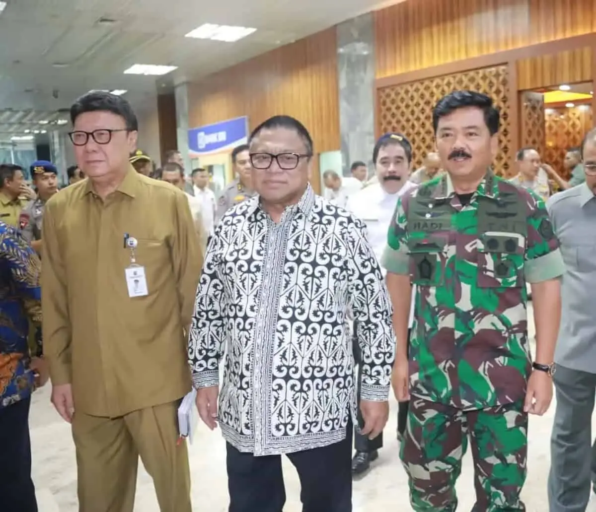 Mendagri Sampaikan Evaluasi Pemilu 2019 dalam Raker di DPD RI Mendagri Sampaikan Evaluasi Pemilu 2019 dalam Raker di DPD RI