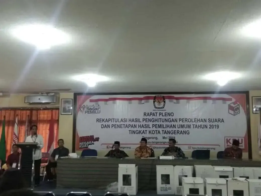 Paslon 02 Prabowo – Sandi Ungguli Paslo 01 Jokowi – Ma’ruf Amin di Kota Tangerang Paslon 02 Prabowo – Sandi Ungguli Paslo 01 Jokowi – Ma’ruf Amin di Kota Tangerang