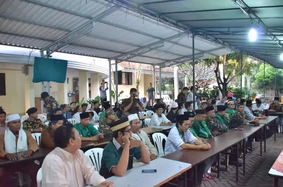 Kapolresta Bukber di Gereja Santa Odilia Bersama Lintas Agama Kapolresta Bukber di Gereja Santa Odilia Bersama Lintas Agama