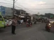 Ramadhan,Kapolsubsektor Palem Semi Berikan Pelayanan Masyarakat