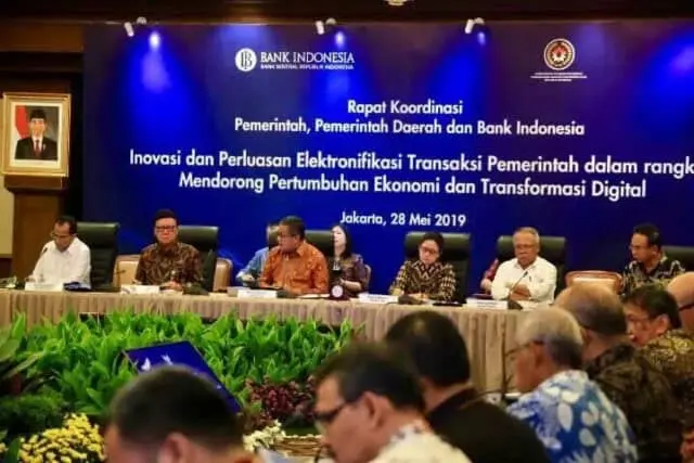 Mendagri Dorong Regulasi Transaksi Non Tunai untuk Peningkatan Pelayanan Masyarakat Mendagri Dorong Regulasi Transaksi Non Tunai untuk Peningkatan Pelayanan Masyarakat