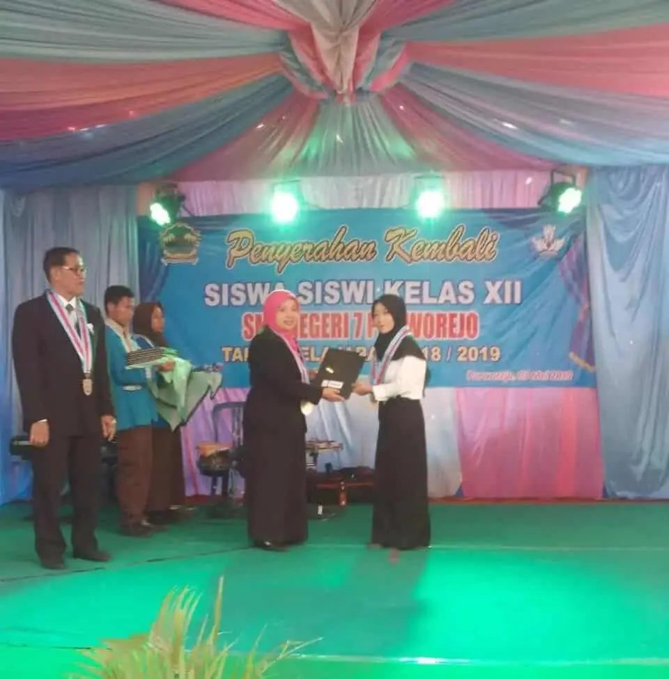 SMKN 7 Purworejo, Gelar Acara Perpisahan Lulusan Tahun Ajaran 2018/2019 SMKN 7 Purworejo, Gelar Acara Perpisahan Lulusan Tahun Ajaran 2018/2019