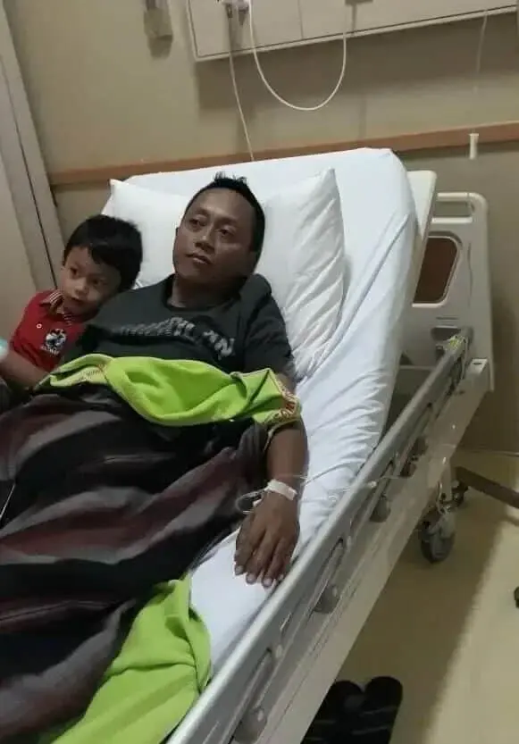 Peduli Sesama,Kapolsubsektor Palem Semi Jenguk Warga Yang Sakit Peduli Sesama,Kapolsubsektor Palem Semi Jenguk Warga Yang Sakit