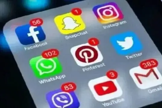 Kominfo : Pembatasan Sebagian Fitur Platform Media Sosial dan Pesan Instan Kominfo : Pembatasan Sebagian Fitur Platform Media Sosial dan Pesan Instan