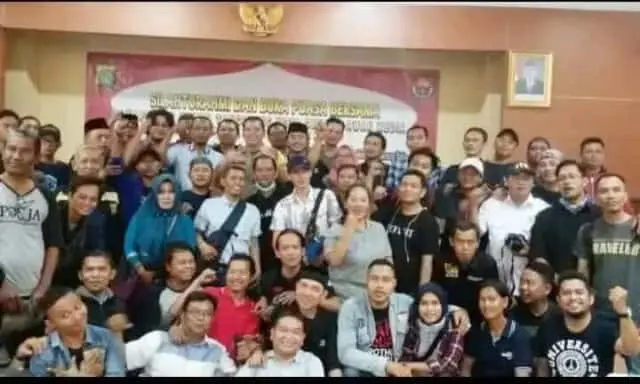 Tingkatkan kemitraan, Kapolres Metro Tangerang Kota Bukber Bersama Awak Media Tingkatkan kemitraan, Kapolres Metro Tangerang Kota Bukber Bersama Awak Media