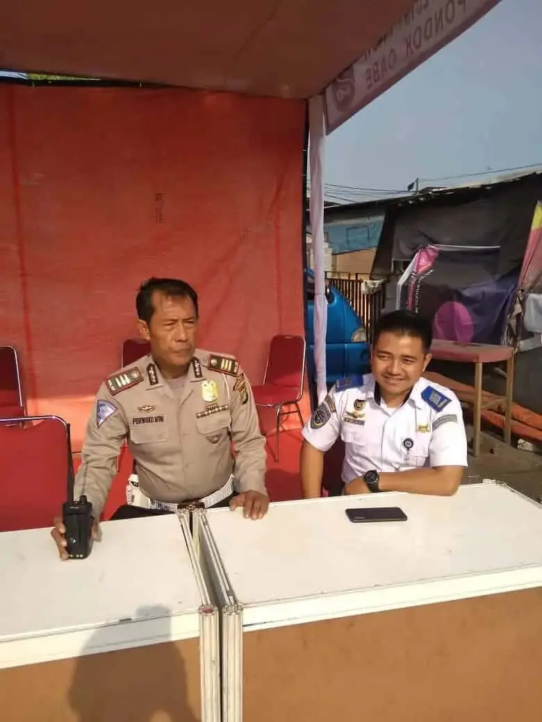 Minimalisir Kecelakaan, Kanit Lantas Polsek Pamulang Cek Kelayakan Bus Di Terminal Pondok Cabe
