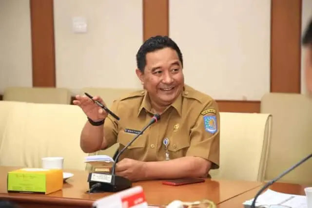 Pelantikan Bupati/Walikota Berdasarkan UU. Nomor 10 Tahun 2016 Pelantikan Bupati/Walikota Berdasarkan UU. Nomor 10 Tahun 2016