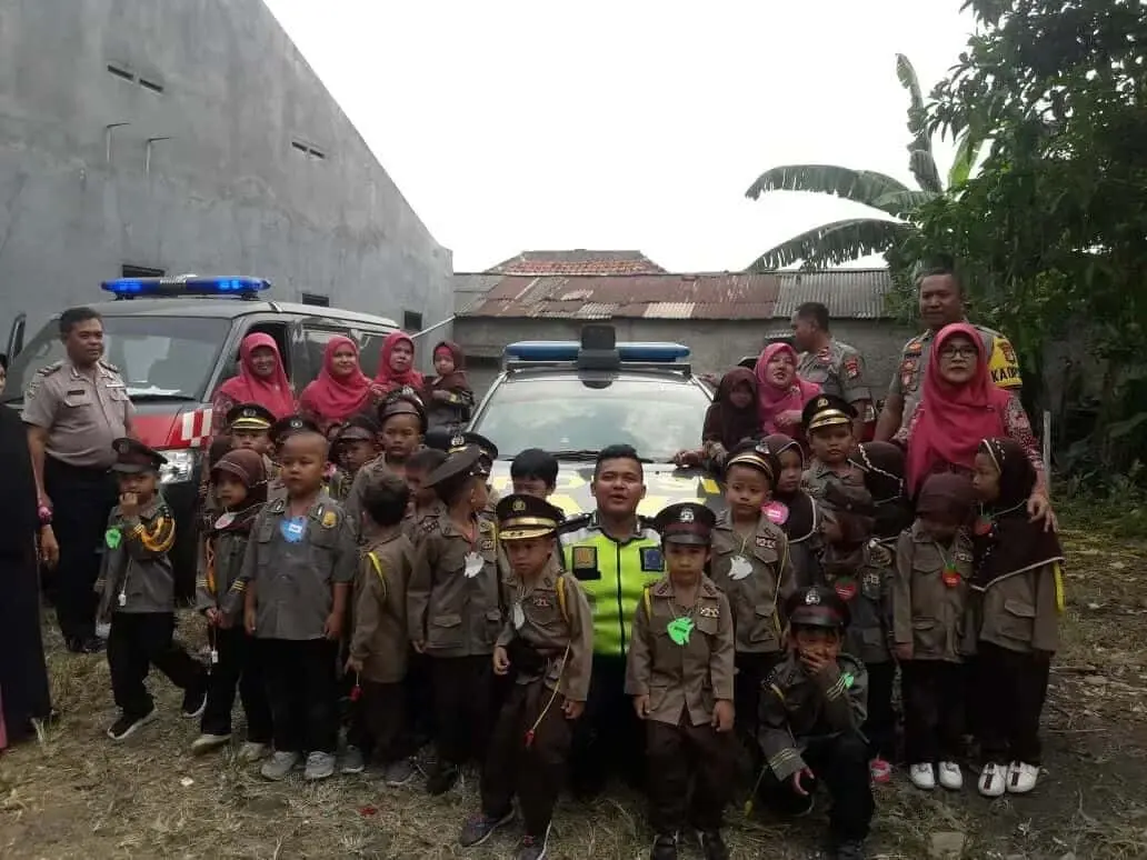 Peringati HAN 2019, Kapolsek Cisauk Kunker Ke TK Bustanul Athfal PC Aisyiyah