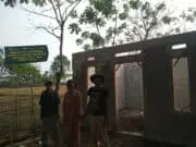 Rumahnya Dibedah Satgas TMMD 105, Nenek Jamroh Menangis Terharu