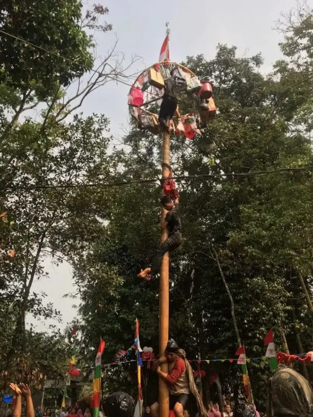 Kemeriahan HUT RI Ke 74, Kelurahan Babakan Gelar Berbagai Perlombaan Kemeriahan HUT RI Ke 74, Kelurahan Babakan Gelar Berbagai Perlombaan
