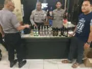 Gelar Operasi Cipkon, Polsek Karawaci Sita Puluhan Botol Miras