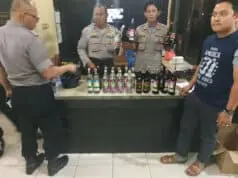 Gelar Operasi Cipkon, Polsek Karawaci Sita Puluhan Botol Miras Gelar Operasi Cipkon, Polsek Karawaci Sita Puluhan Botol Miras