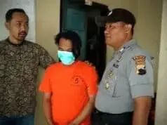 Tega, HP Teman Sendiri Diembat Saat Tidur