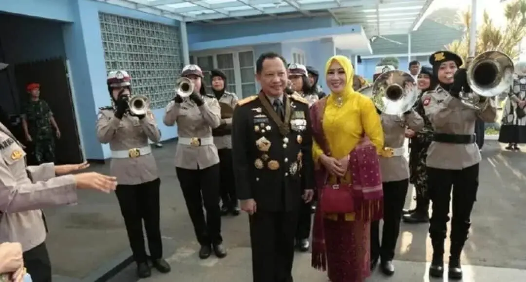 Jenderal Polisi Beri Kejutan Kepada Panglima TNI dan 3 Kepala Staf