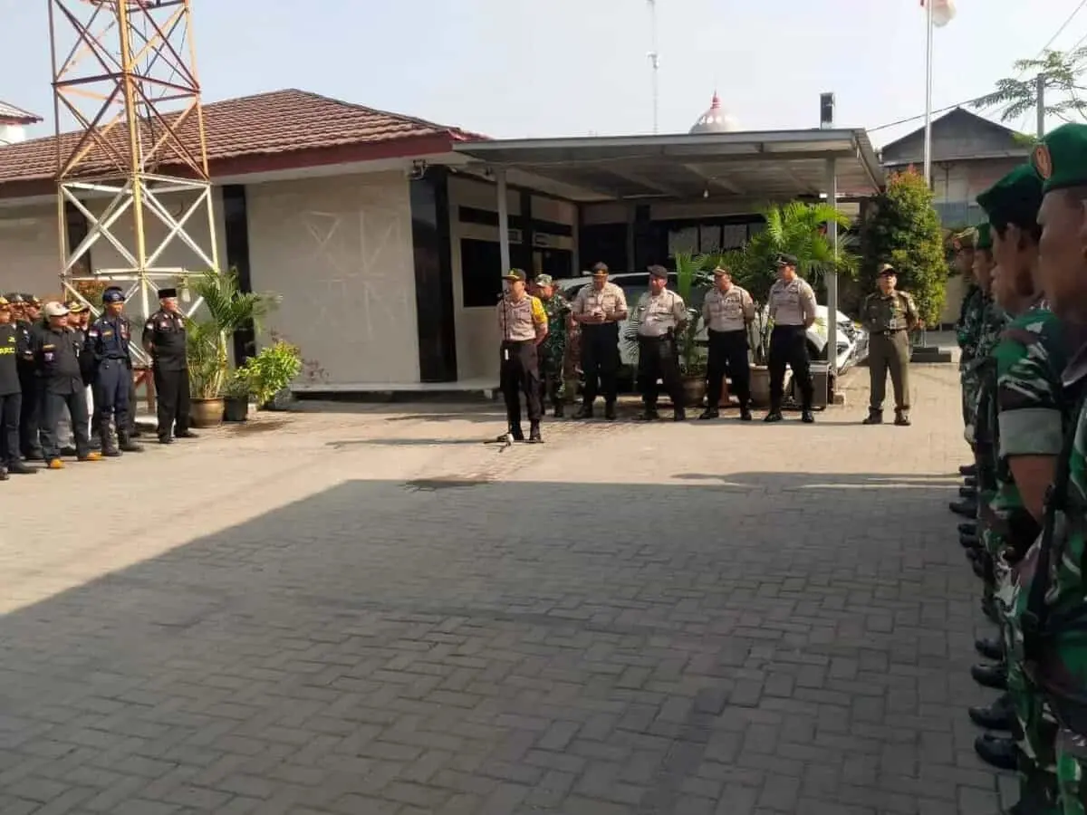 Jelang Pelantikan Presiden, Polsek Teluknaga Gelar Pasukan Gabungan