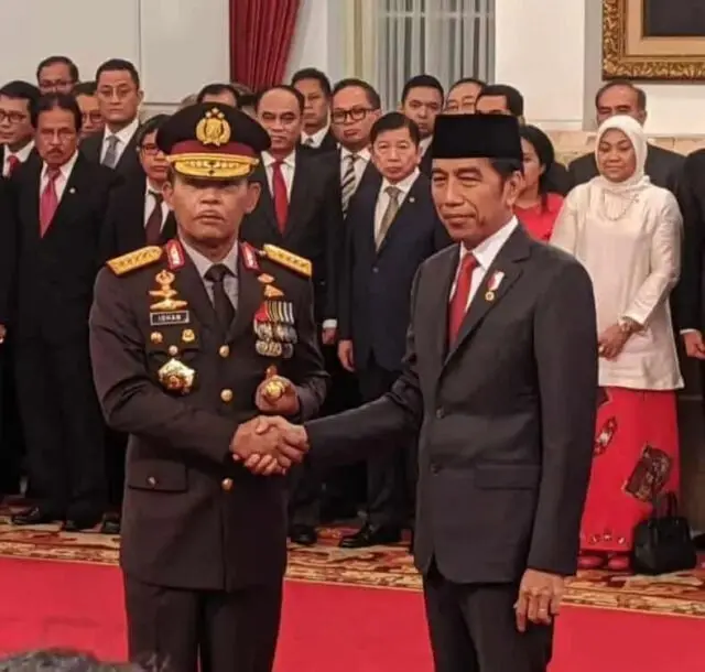 Presiden Jokowi Resmi Melantik Jendral Polisi Idham Azis Msi,Sebagai Kapolri Presiden Jokowi Resmi Melantik Jendral Polisi Idham Azis Msi,Sebagai Kapolri