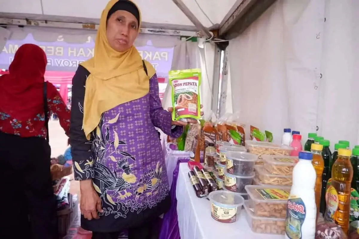 50 Produk UMKM Ditonjolkan Dalam Acara MTQ 50 Produk UMKM Ditonjolkan Dalam Acara MTQ
