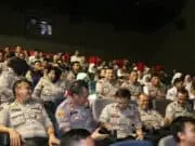 Wakapolresta Tangerang dan Ratusan Pelajar Nobar Film Hanya Manusia