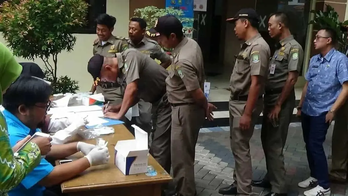 BNN Kota Tangerang, Tes Urine Puluhan Pegawai Kecamatan