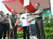 Danrem dan Wakil Bupati Buka Acara Baksos TNI