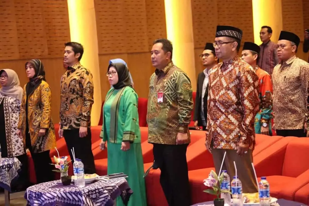 Plt. Dirjen Politik dan PUM: Santri adalah Tiang Negara