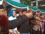 HUT Ke 11, Walikota Tangsel Lepas 111 Burung Perkutut