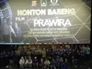 Kapolresta Tangerang Nobar Film ‘Sang Prawira’ Bersama Masyarakat