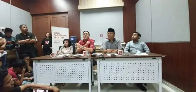 Fraksi PSI DPRD Kota Tangerang Selatan Terus Mengawal RAPBD Tahun 2020 Fraksi PSI DPRD Kota Tangerang Selatan Terus Mengawal RAPBD Tahun 2020