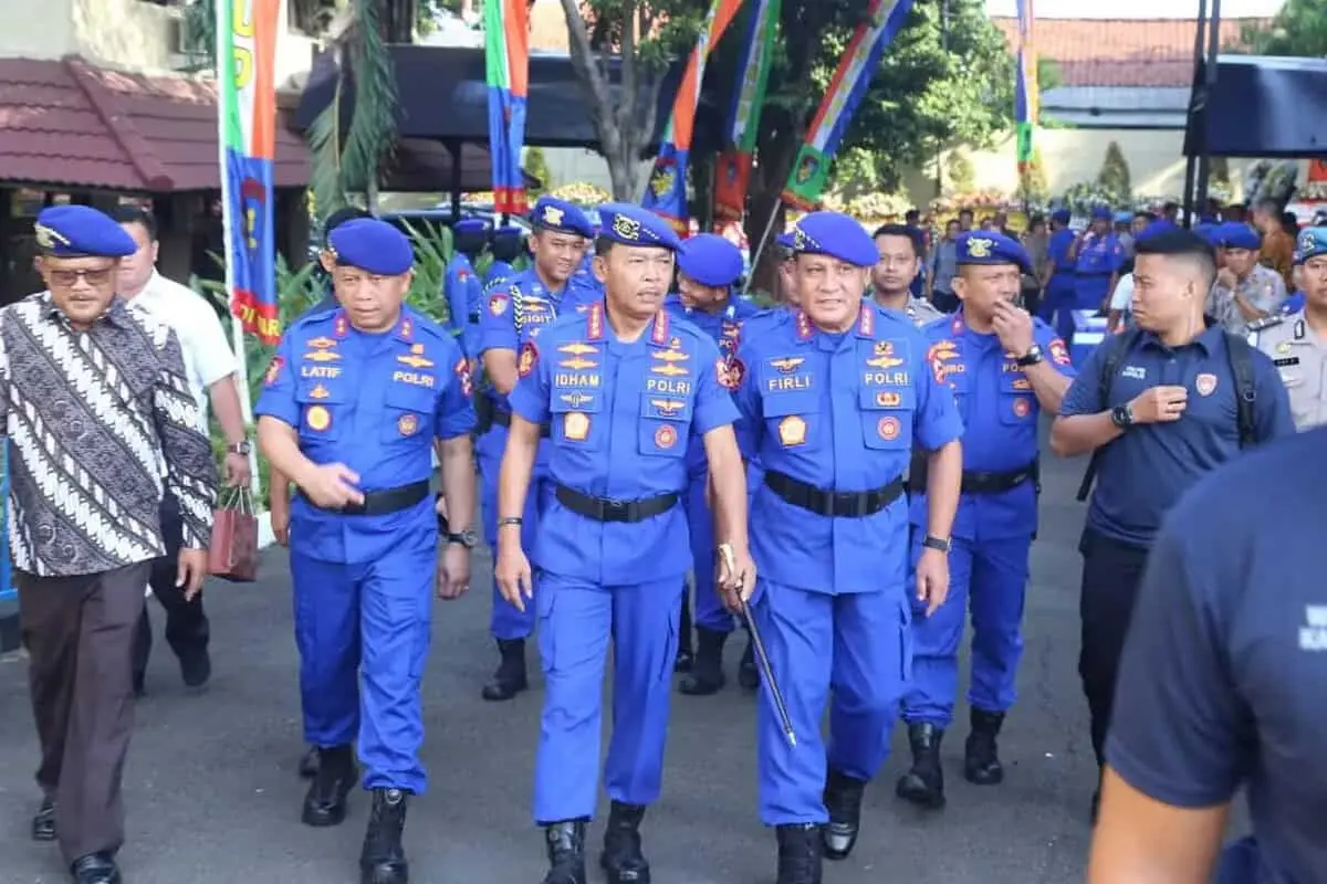 Kapolri Pimpin Upacara Parade Hut Ke - 69 Korpolairud