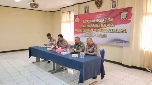 Jelang Natal dan Tahun Baru, Polsek Ciledug Rakor Bersama Pengurus Gereja Jelang Natal dan Tahun Baru, Polsek Ciledug Rakor Bersama Pengurus Gereja