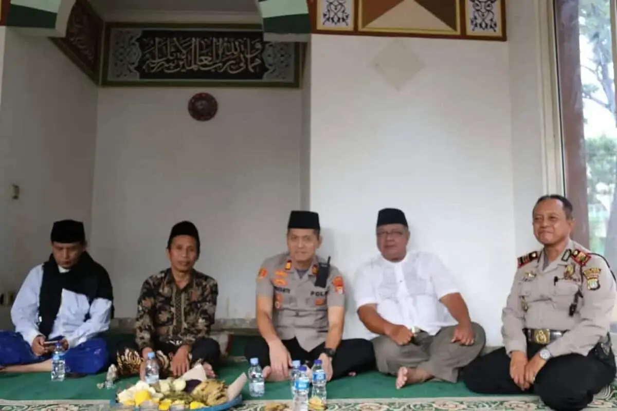 Tingkatkan Iman dan Taqwa, Polsek Kelapa Dua Rutin Gelar Pengajian Mingguan