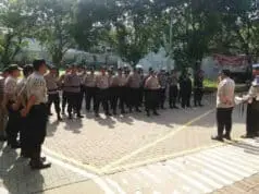 Jelang Malam Natal, Kapolsek Curug Gelar Apel Pasukan Pengamanan