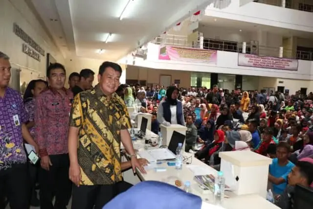Sekda Tinjau Pelayanan Adminduk di Dukcapil Kabupaten Tangerang Sekda Tinjau Pelayanan Adminduk di Dukcapil Kabupaten Tangerang