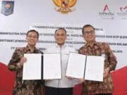 Manfaatkan Data Kependudukan Dukcapil, Wujudkan Indonesia Integrated & Connected Manfaatkan Data Kependudukan Dukcapil, Wujudkan Indonesia Integrated & Connected