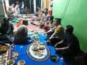 Kapolsek Cisauk Takziah 100 Hari Meninggalnya Istri Wartawan Kapolsek Cisauk Takziah 100 Hari Meninggalnya Istri Wartawan