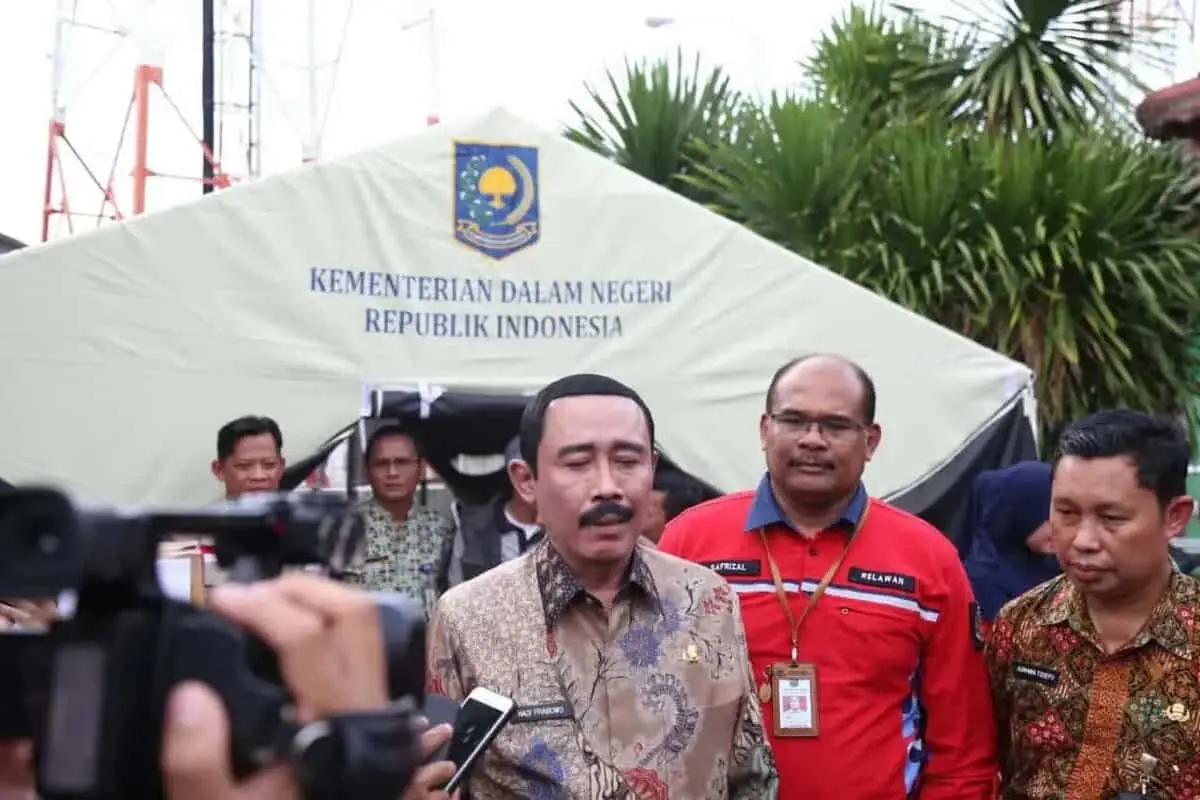 Kemendagri Salurkan Bantuan Bagi Warga Terdampak Banjir