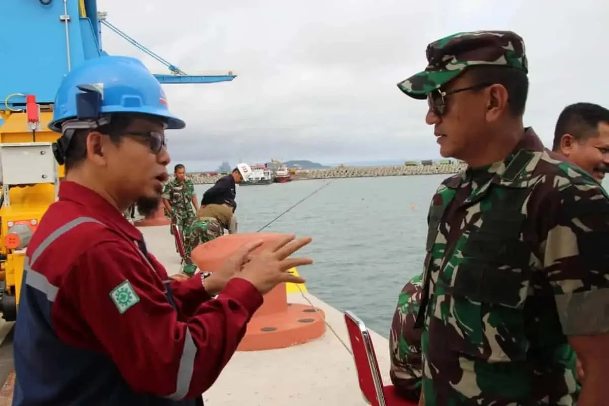 Danrem 071/Wk Tinjau Obvit Nasional Di Wilayah Cilacap