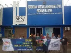 Melalui Posko PWI Banten Peduli, SMSI, PWI Kota Tangerang dan JTR Serahkan Donasi Korban Banjir Melalui Posko PWI Banten Peduli, SMSI, PWI Kota Tangerang dan JTR Serahkan Donasi Korban Banjir