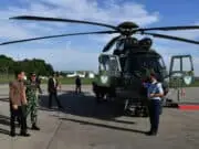 Presiden Tinjau Helikopter Caracal di Halim Perdanakusuma Presiden Tinjau Helikopter Caracal di Halim Perdanakusuma