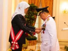 Presiden Singapura Anugerahkan Penghargaan Tertinggi “The Distinguished Service Order” Ke Mendagri Tito Karnavian Presiden Singapura Anugerahkan Penghargaan Tertinggi "The Distinguished Service Order" Ke Mendagri Tito Karnavian