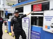 Nunggak Pajak 16 Bulan, Bapenda Segel PaPT.Auto Parking Nunggak Pajak 16 Bulan, Bapenda Segel PaPT.Auto Parking