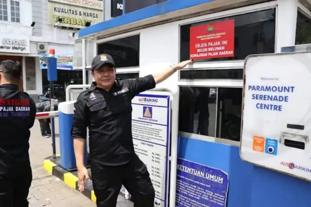 Nunggak Pajak 16 Bulan, Bapenda Segel PaPT.Auto Parking Nunggak Pajak 16 Bulan, Bapenda Segel PaPT.Auto Parking