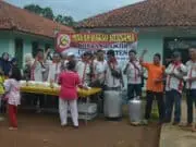 Paguyuban PAPMISO Kirim Bantuan ke Lebak, Gelar Makan Bakso Paguyuban PAPMISO Kirim Bantuan ke Lebak, Gelar Makan Bakso