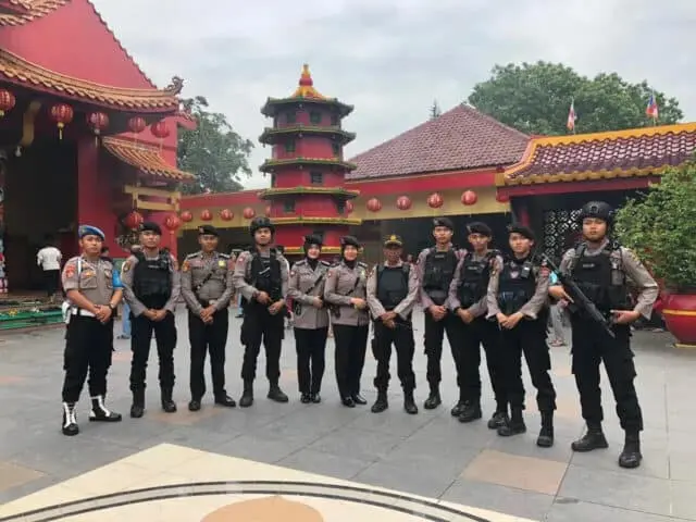 Polda Banten Pelihara Keamanan Masyarakat di Hari Perayaan Imlek Polda Banten Pelihara Keamanan Masyarakat di Hari Perayaan Imlek