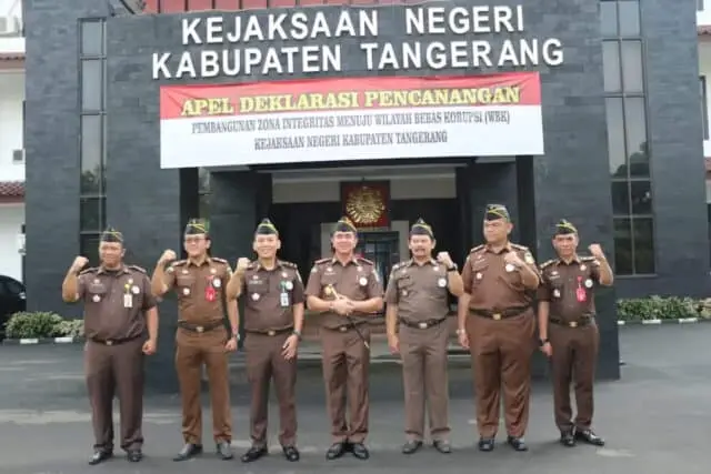 Kejari Kabupaten Tangerang Canangkan Zona Integritas WBK dan WBBM Kejari Kabupaten Tangerang Canangkan Zona Integritas WBK dan WBBM
